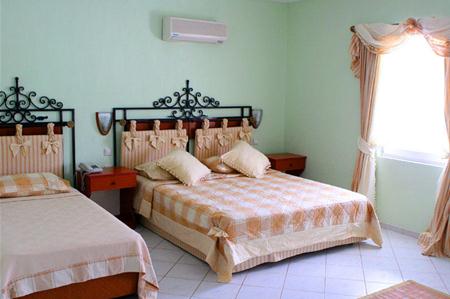 GREENPORT HOTEL