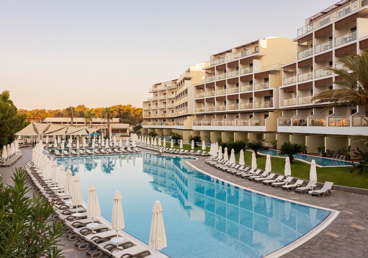 AKRA SORGUN TUI BLUE SENSATORI