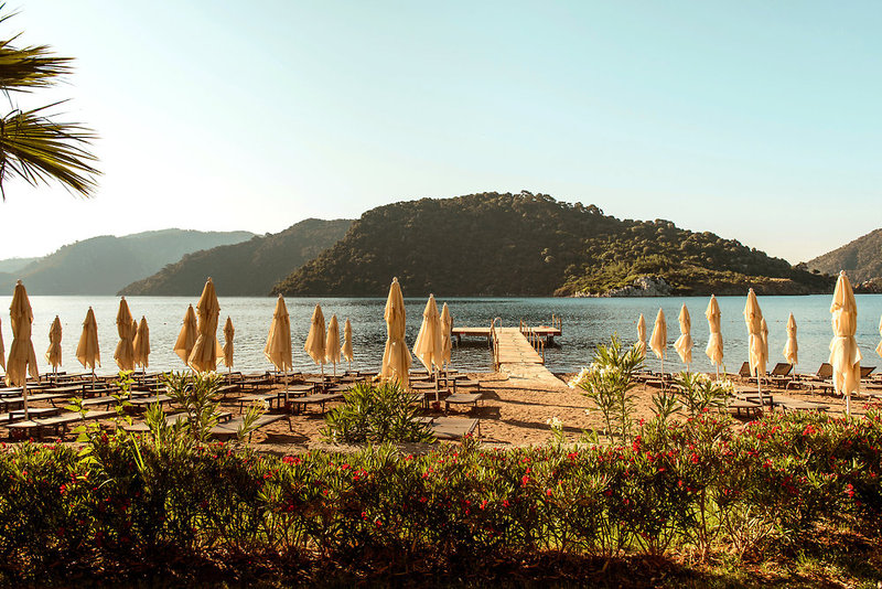 ORKA LOTUS BEACH