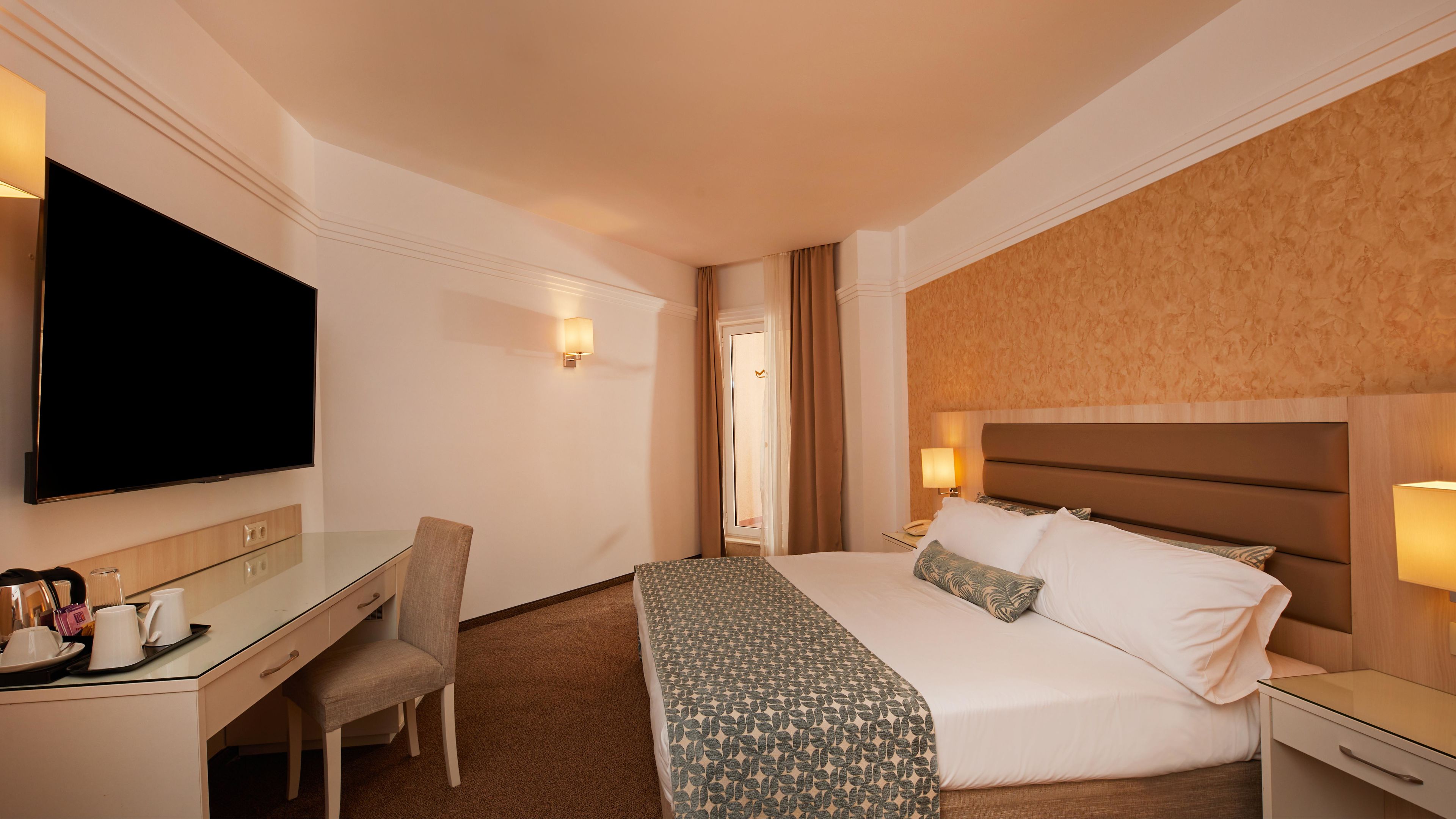 DREAMS SUNNY BEACH RESORT-SPA