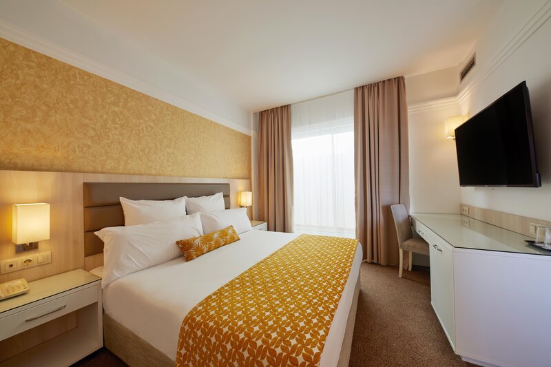 DREAMS SUNNY BEACH RESORT-SPA