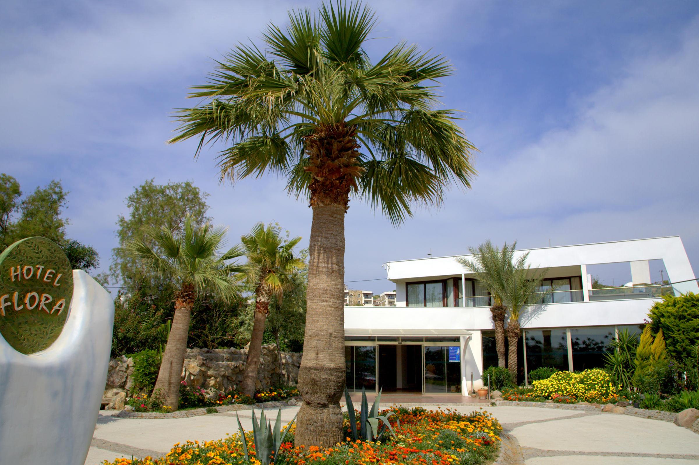 FLORA HOTEL