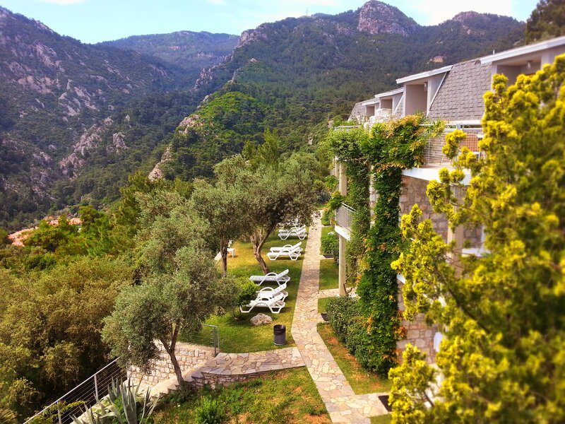 LORYMA RESORT HOTEL