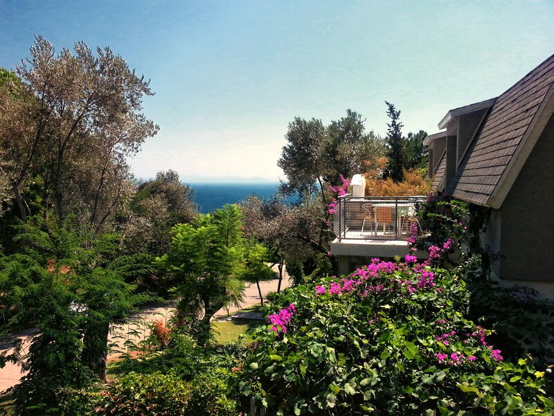 LORYMA RESORT HOTEL
