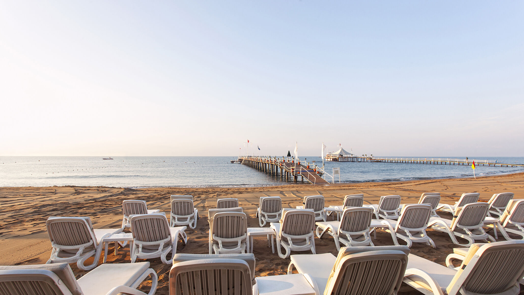 DOBEDAN BEACH RESORT COMFORT