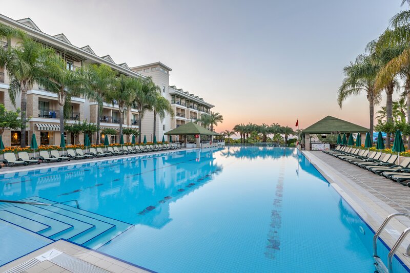DOBEDAN BEACH RESORT COMFORT