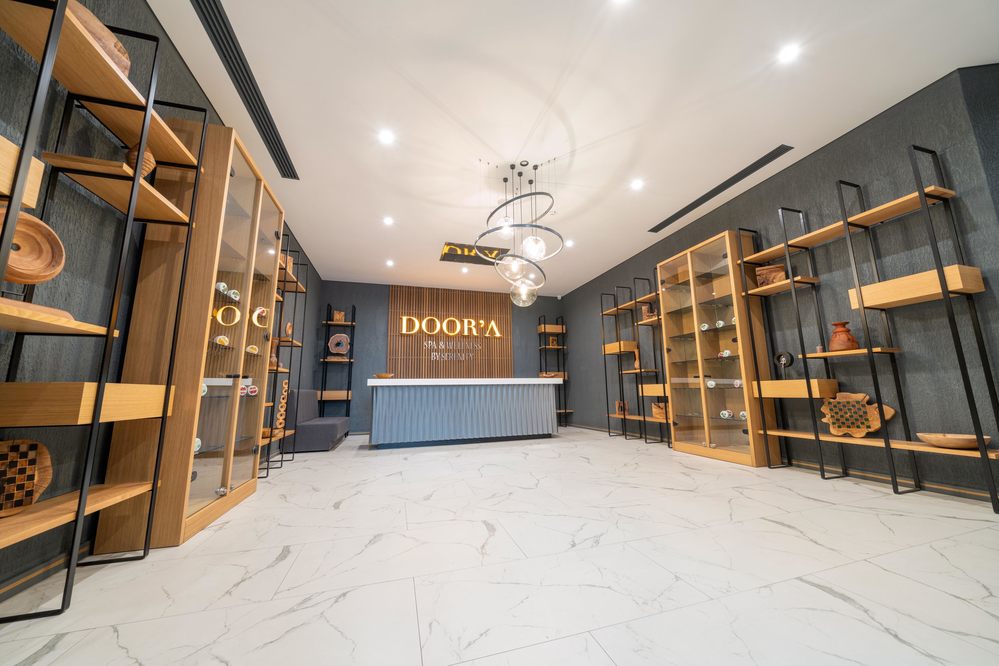 THE NORM COLLECTION DOORA