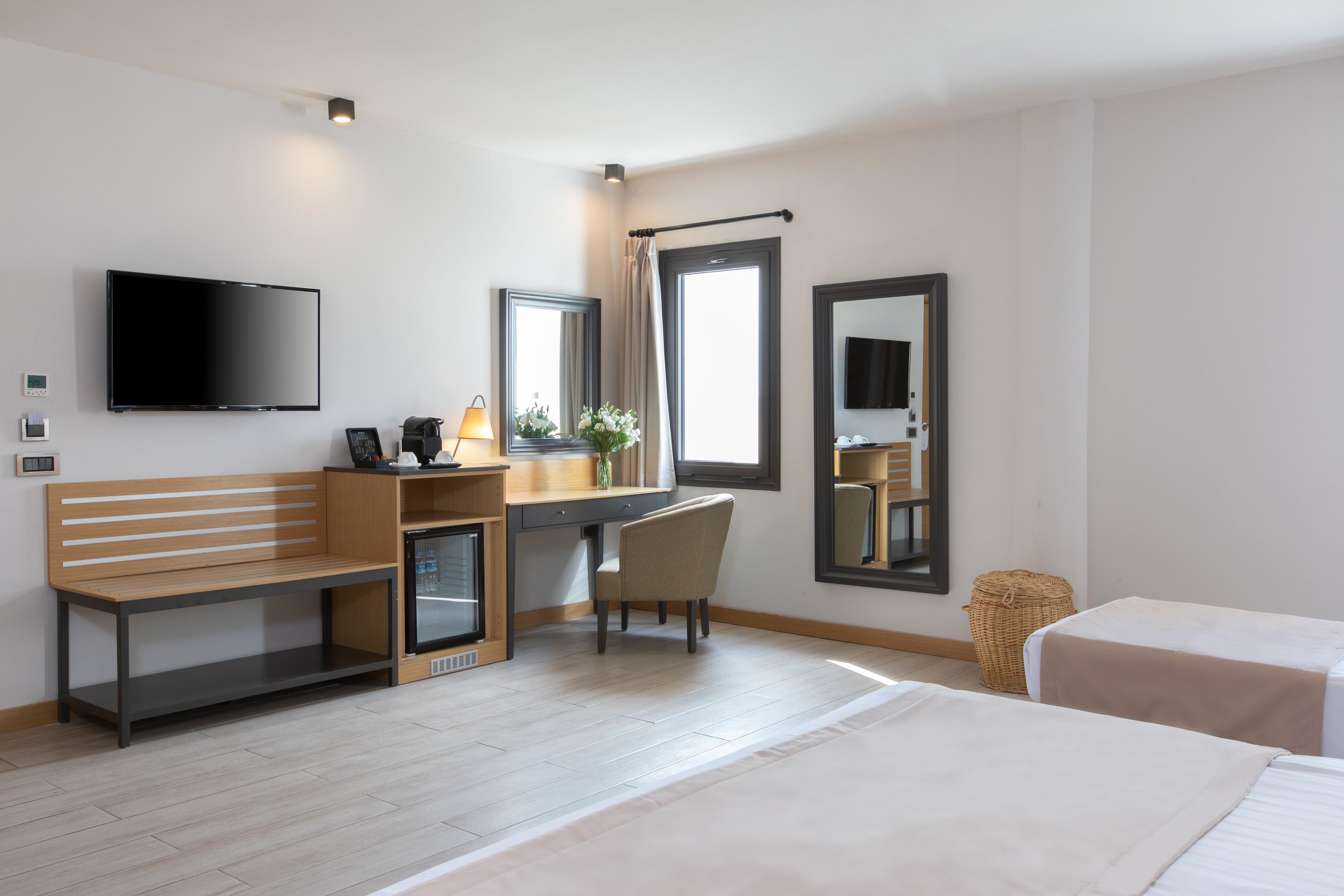 SENSES HOTEL 14+