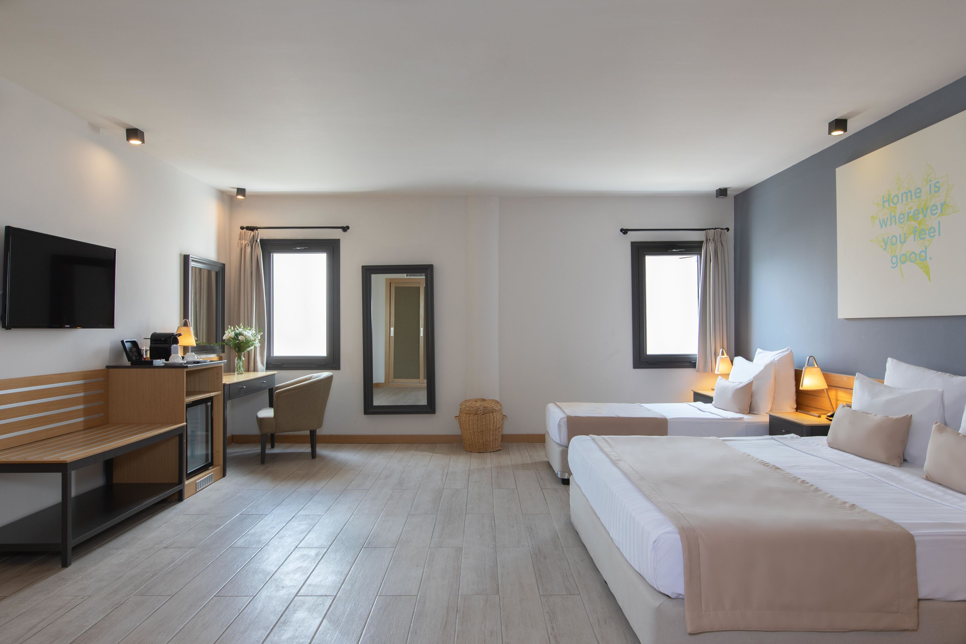 SENSES HOTEL 14+