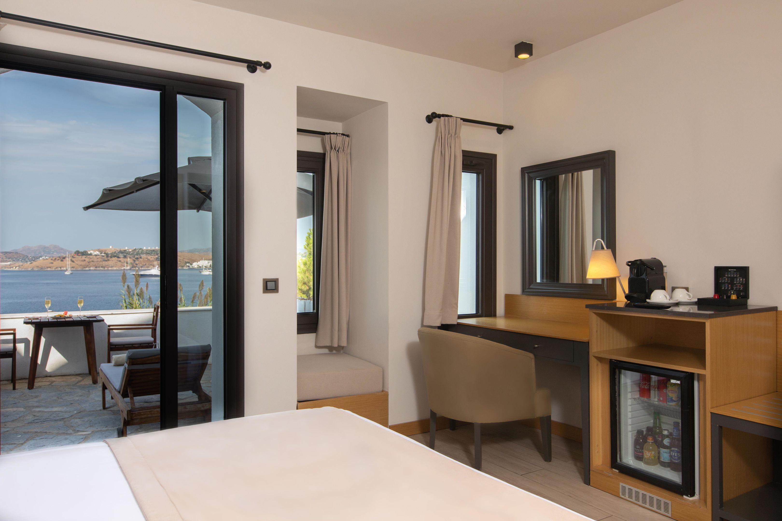 SENSES HOTEL 14+