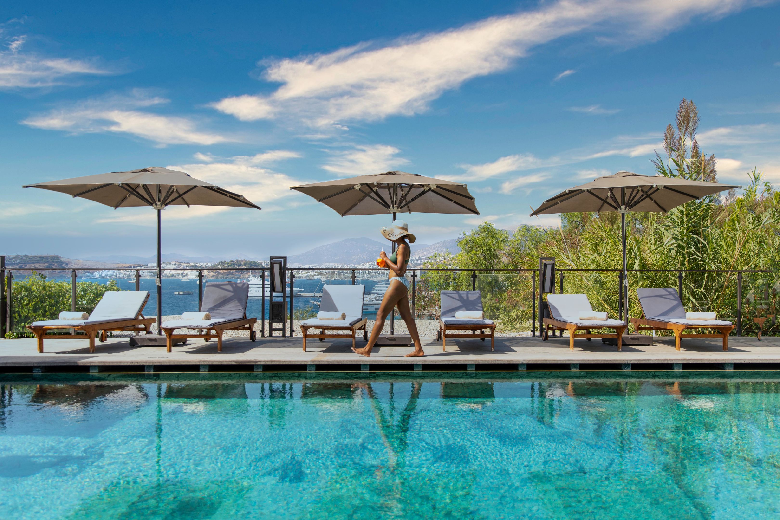 SENSES HOTEL 14+