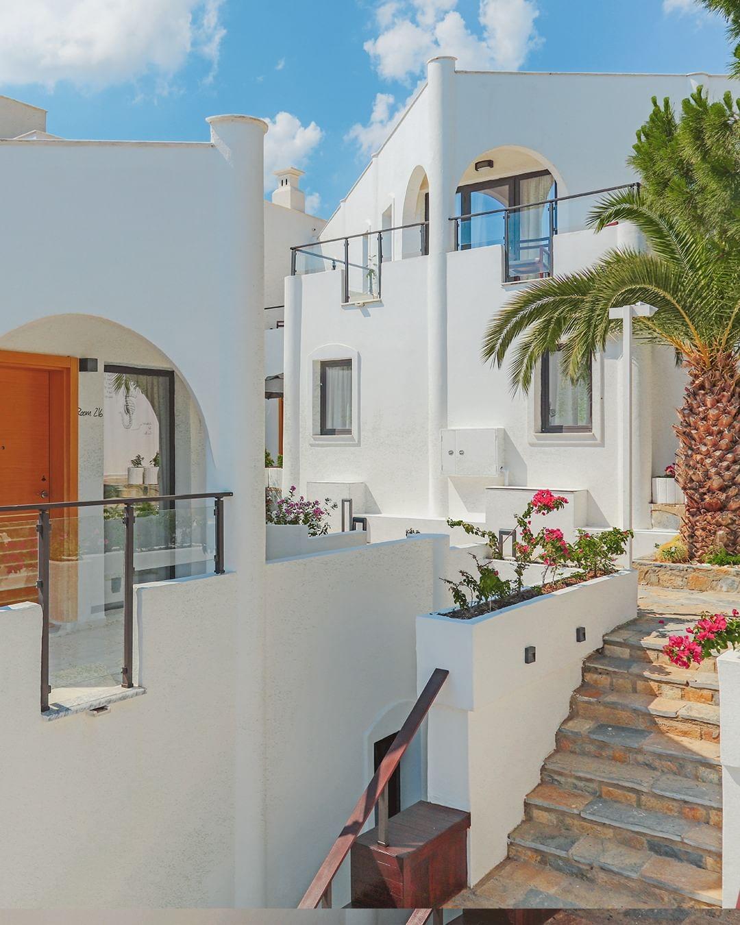 SENSES HOTEL 14+