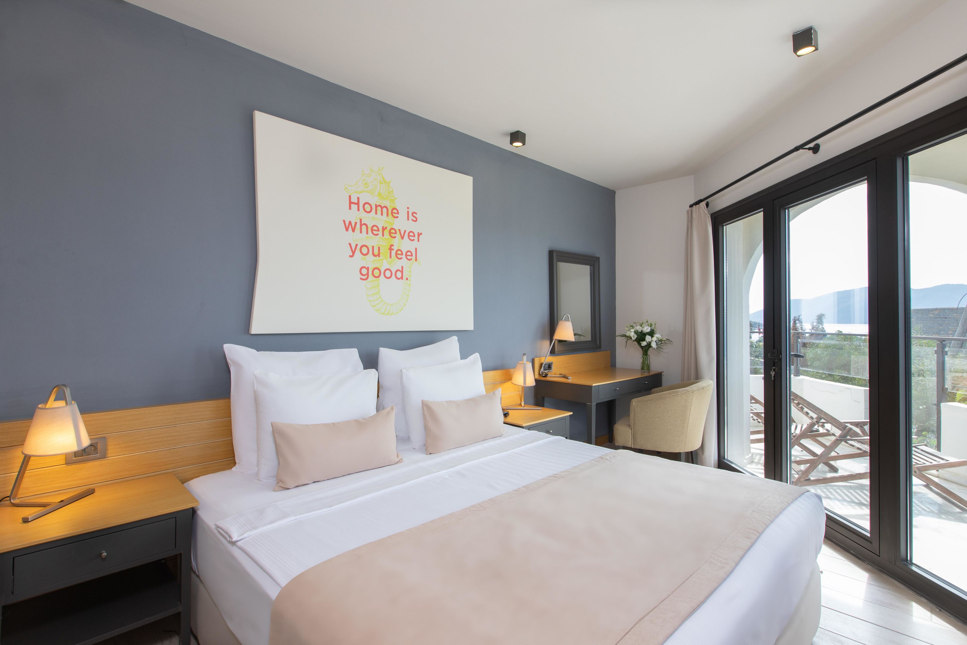 SENSES HOTEL 14+