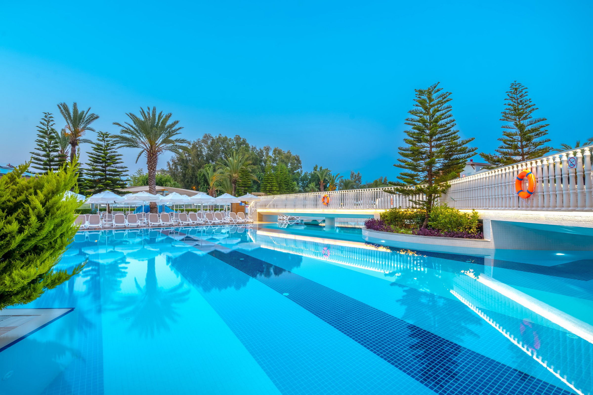 KIRMAN PREMIUM SIDEMARIN BEACH-SPA