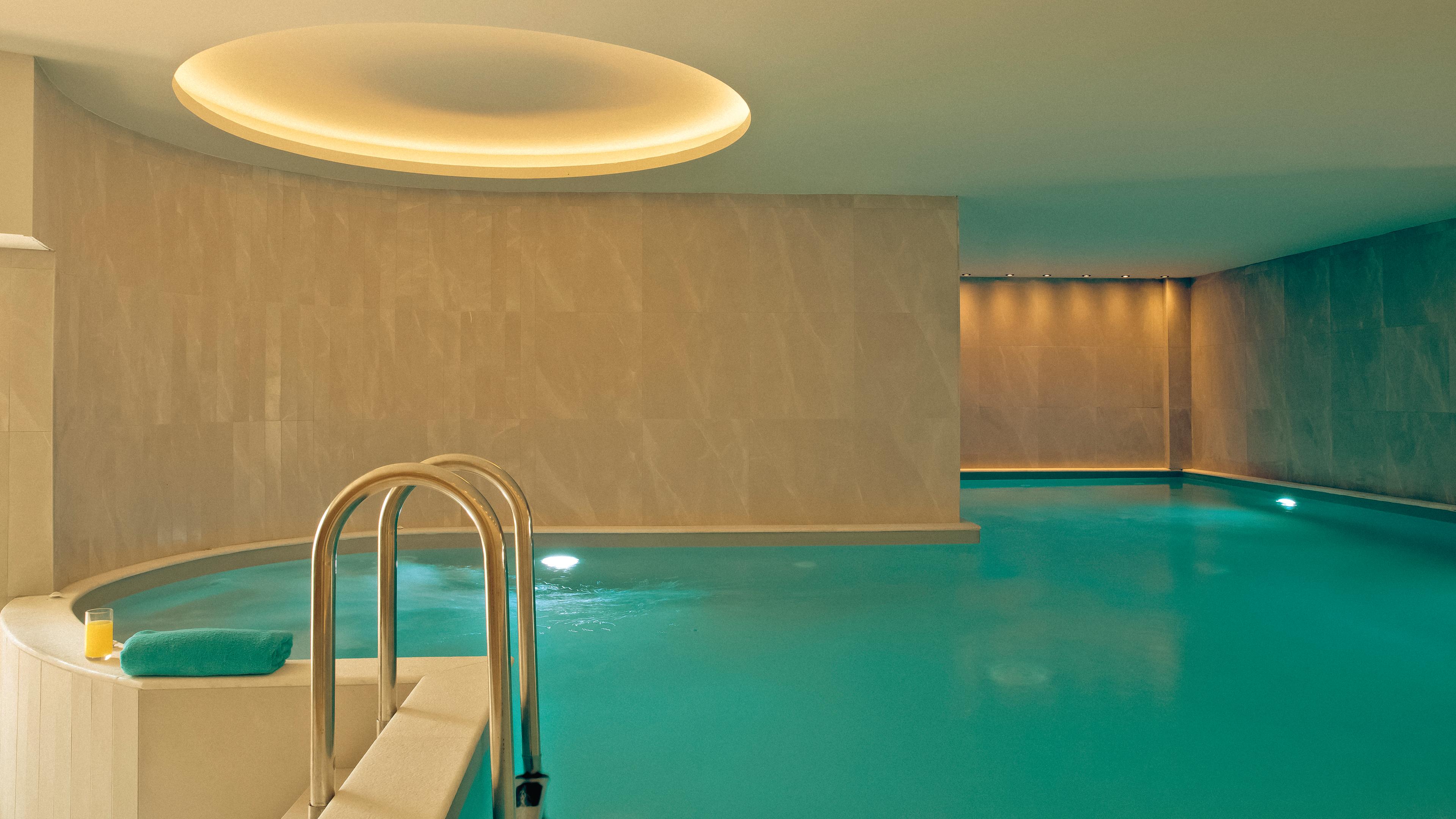 ERETRIA HOTEL - SPA RESORT