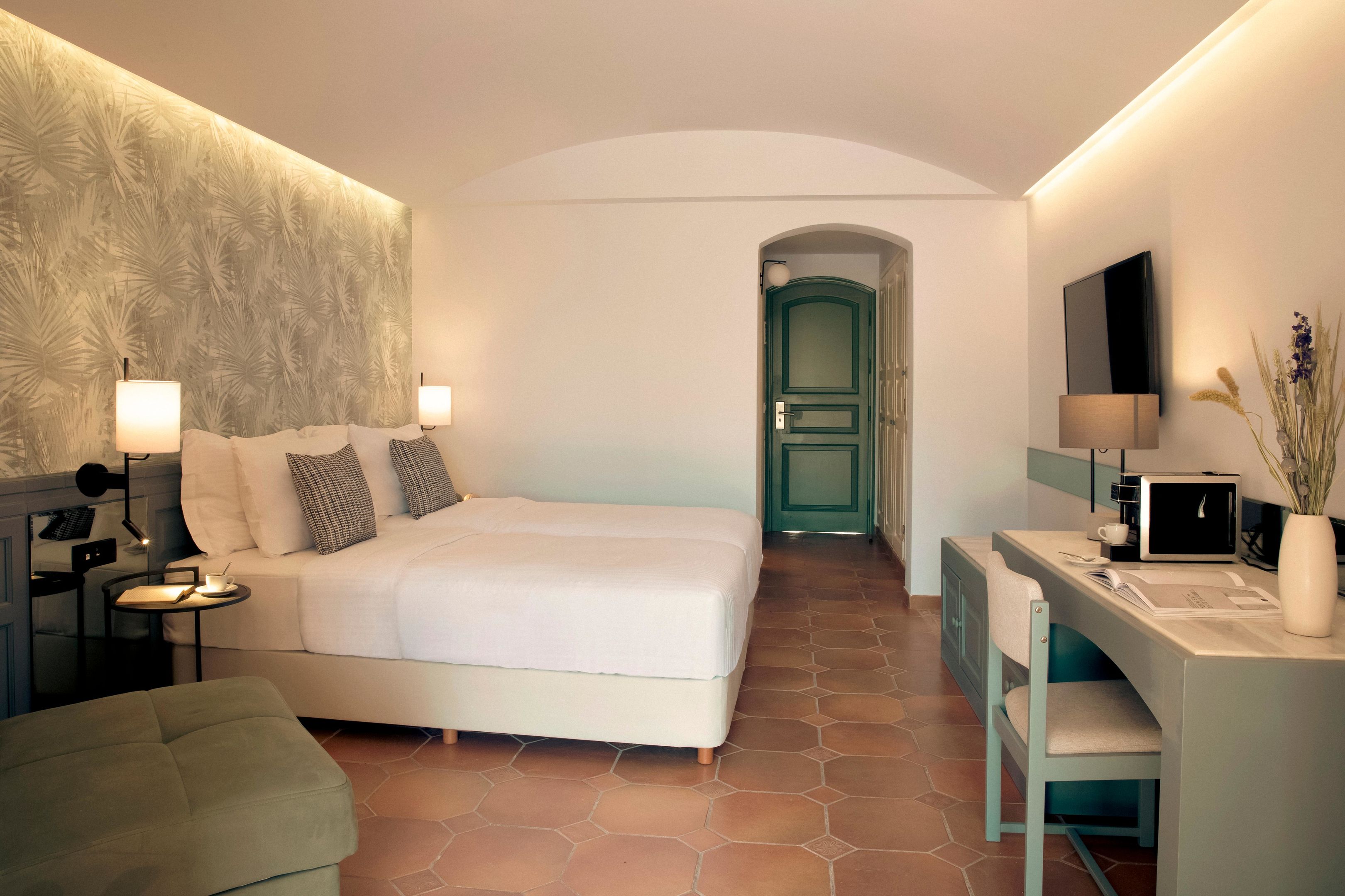 ERETRIA HOTEL - SPA RESORT