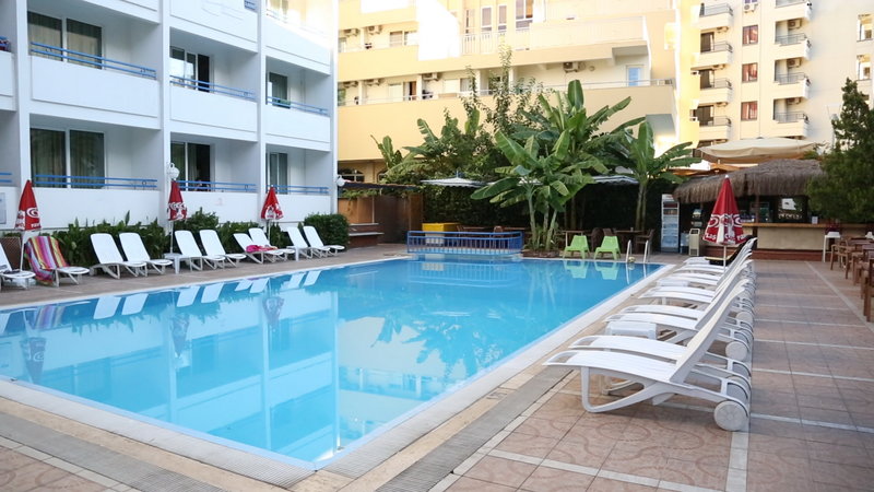 BLUE BAY STYLE HOTEL