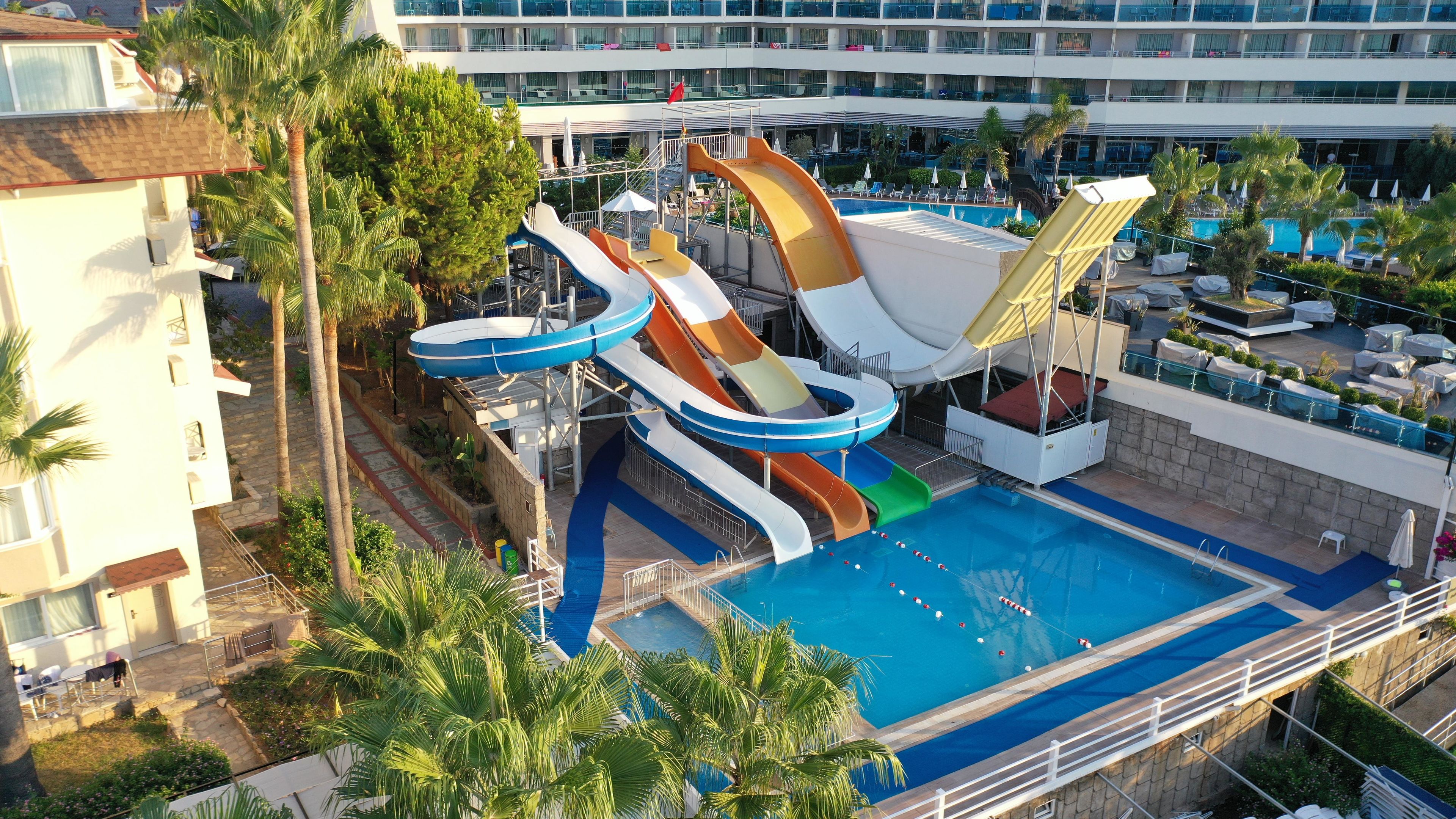 EOS BEACH RESORT (ex.Crystal Land of Paradise)