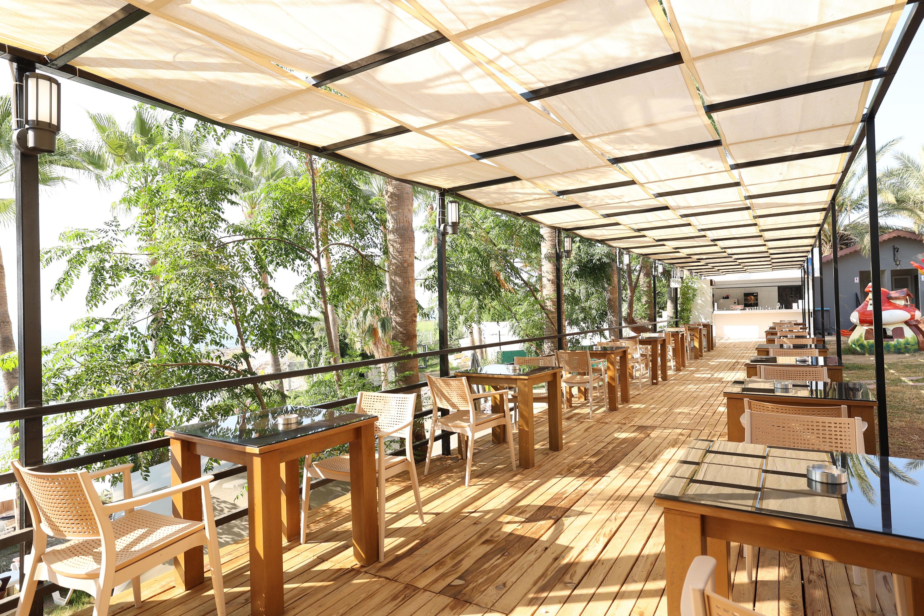 EOS BEACH RESORT (ex.Crystal Land of Paradise)