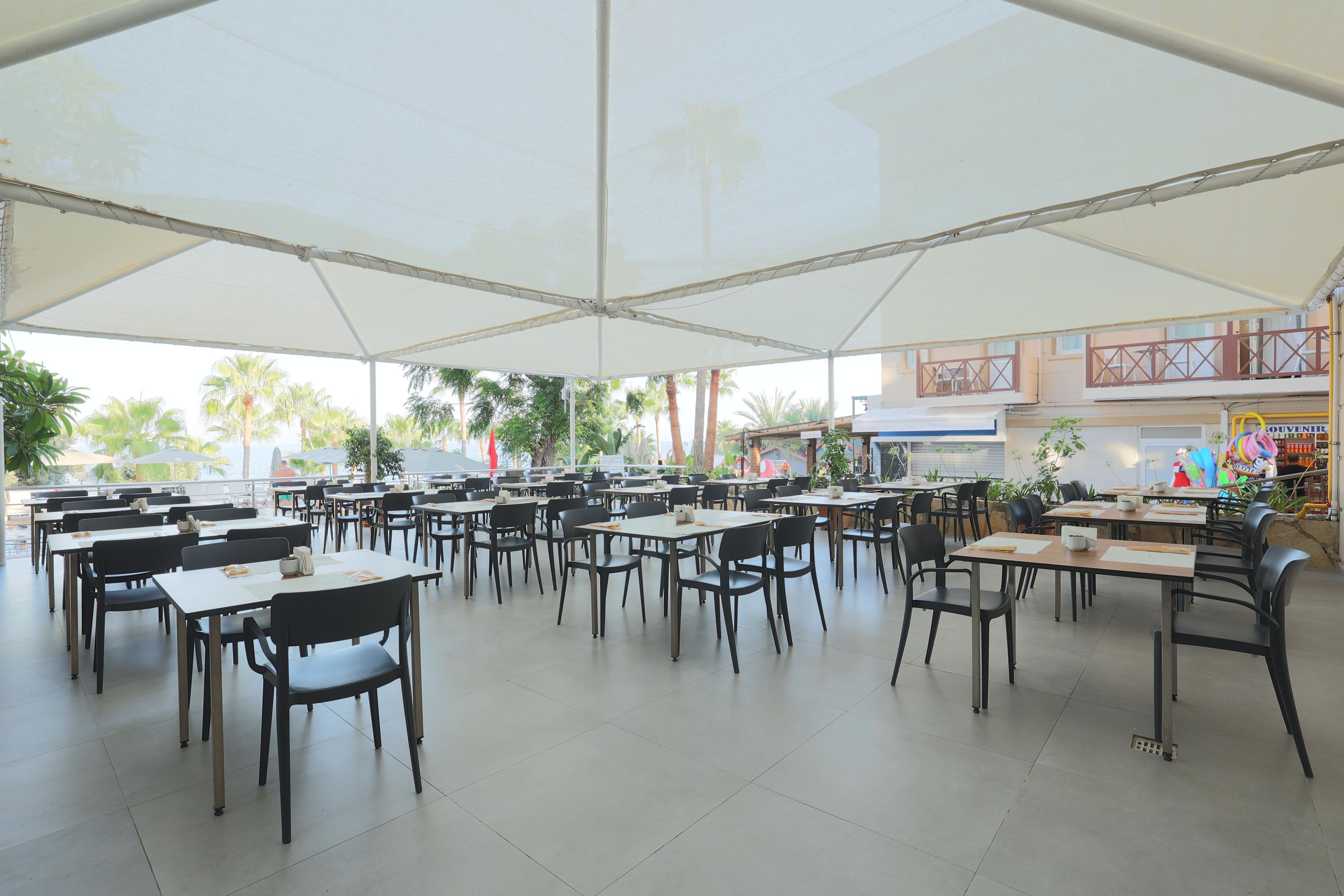EOS BEACH RESORT (ex.Crystal Land of Paradise)
