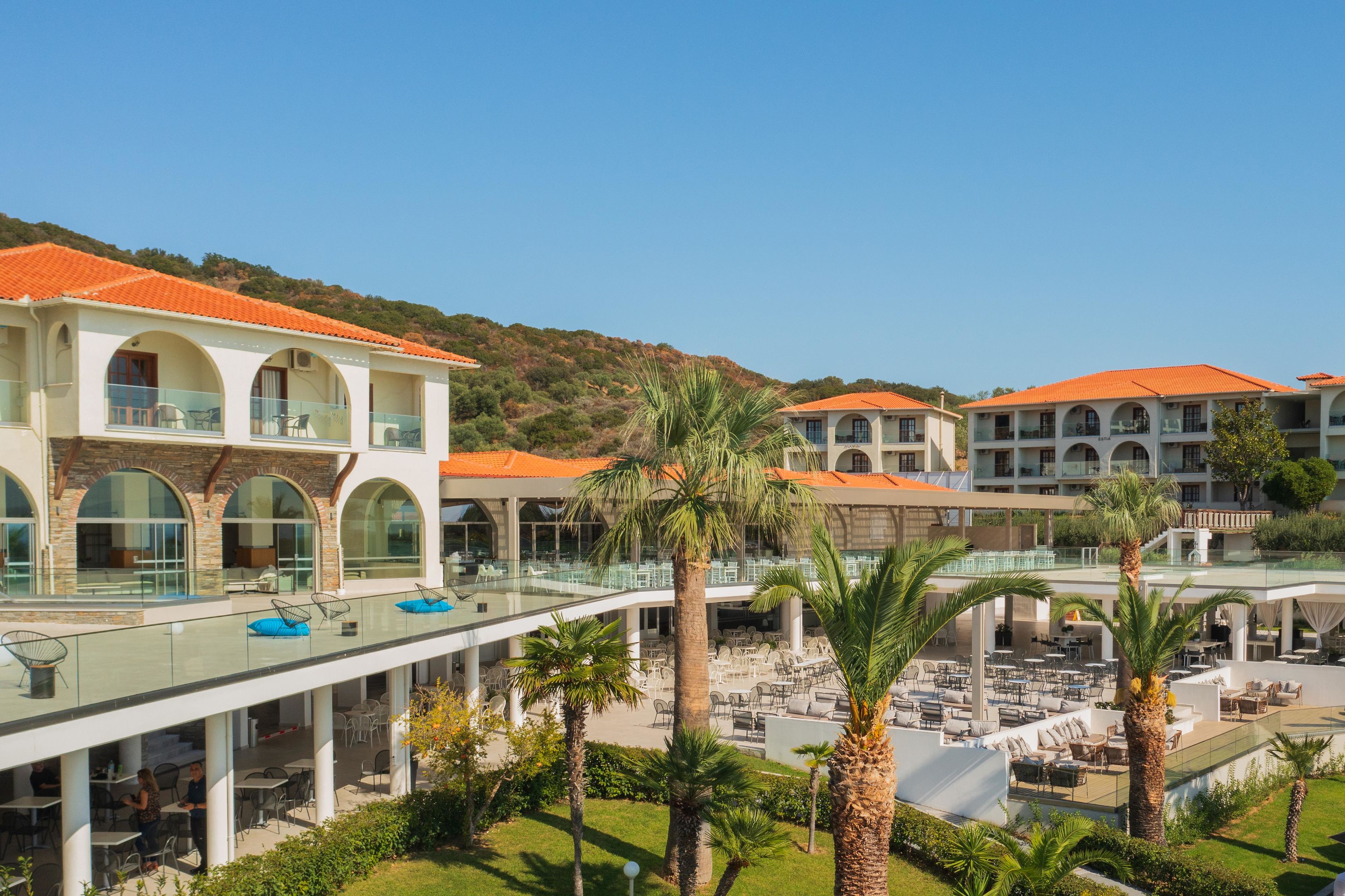 AKRATHOS HOTEL