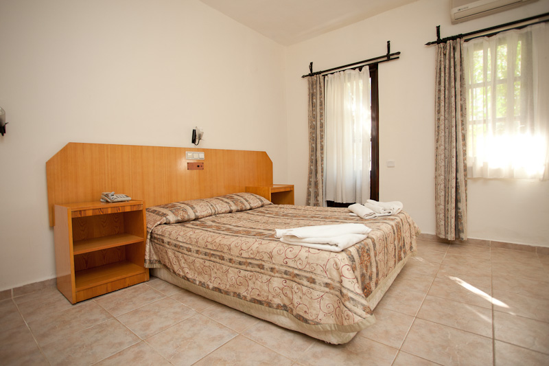 YEL HOLIDAY RESORT