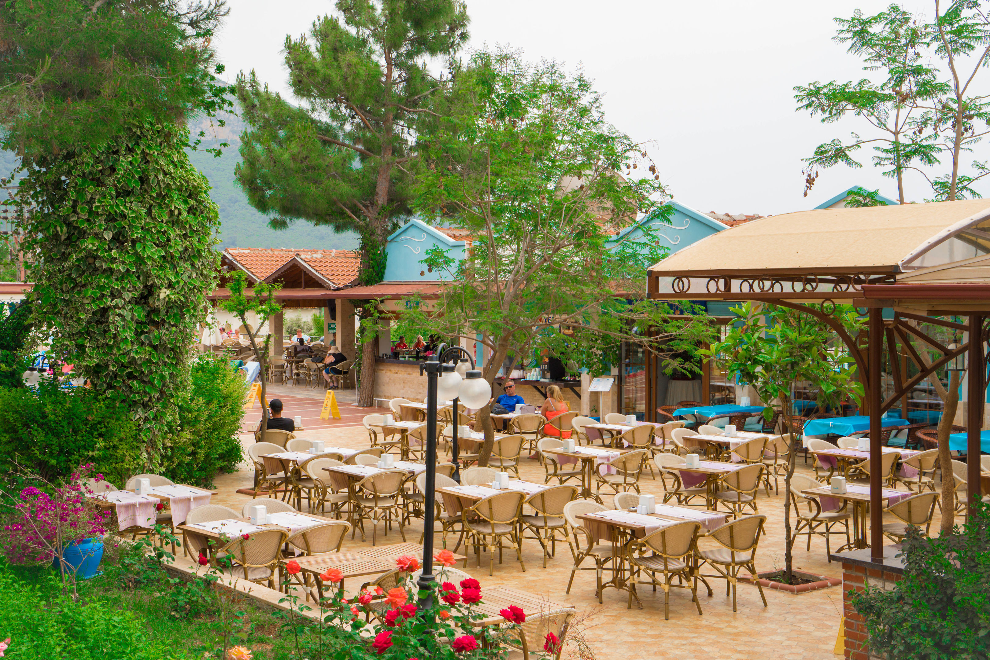 YEL HOLIDAY RESORT