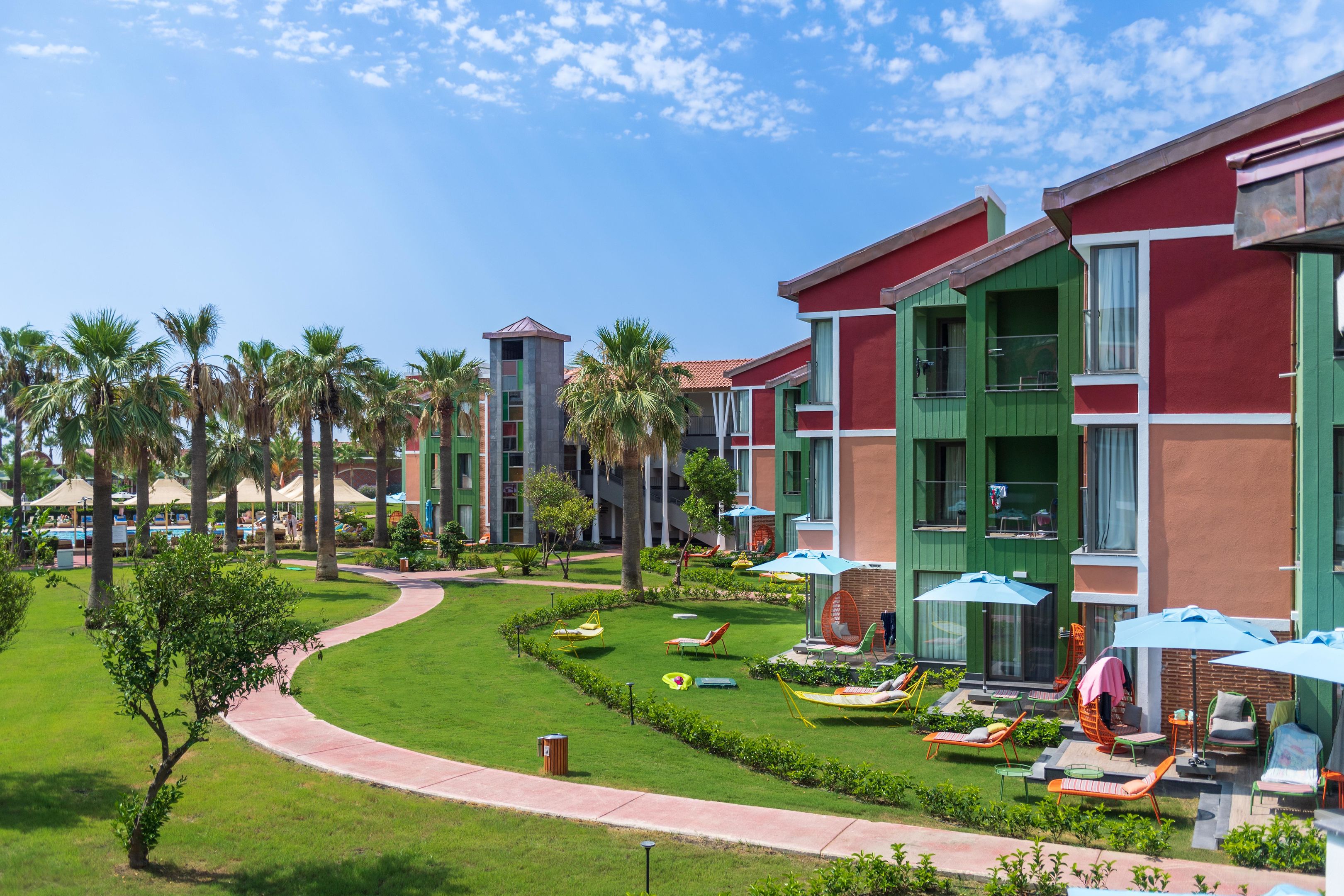 MEGASARAY CLUB BELEK