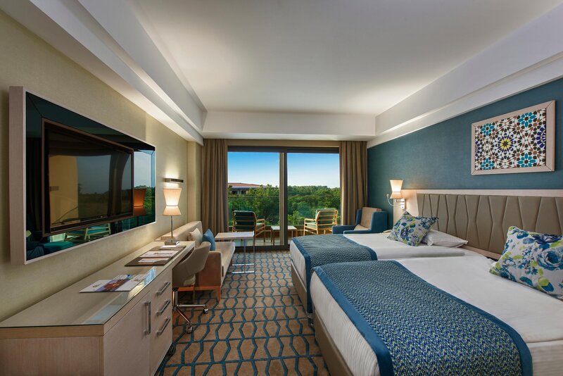 MEGASARAY CLUB BELEK