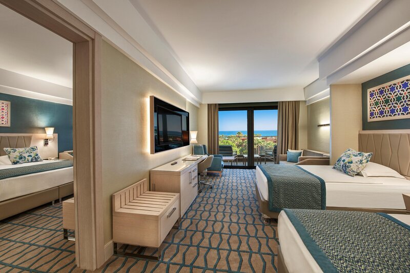 MEGASARAY CLUB BELEK