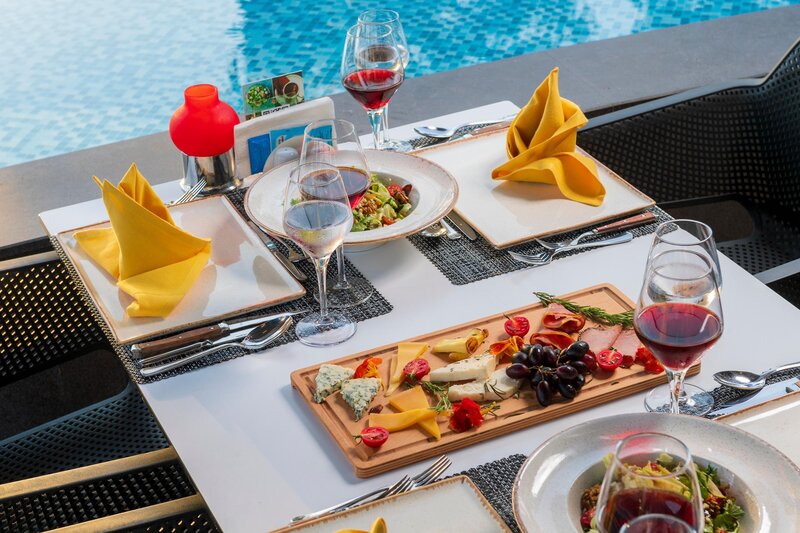 MEGASARAY CLUB BELEK