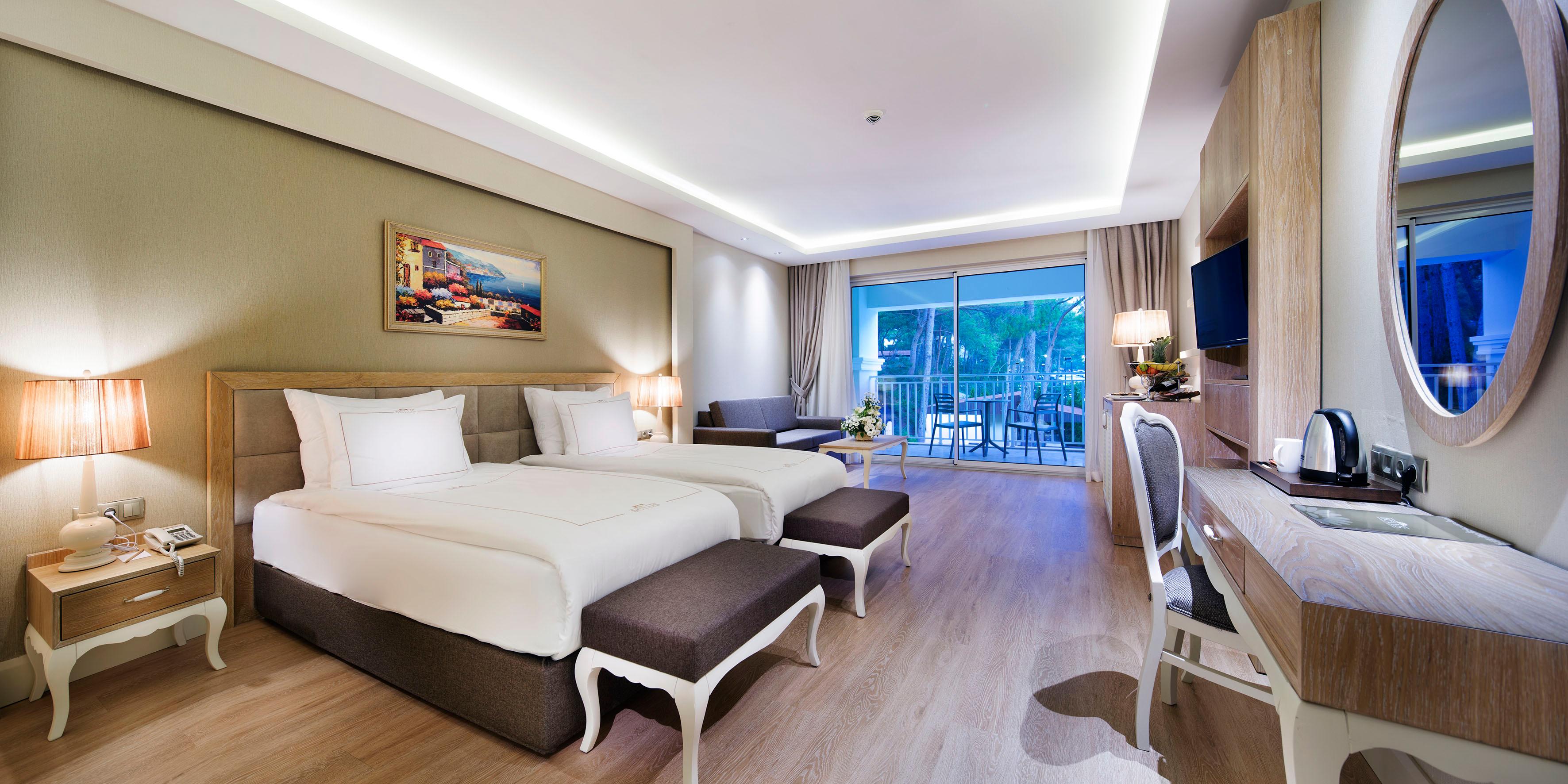 BELLIS DELUXE HOTEL