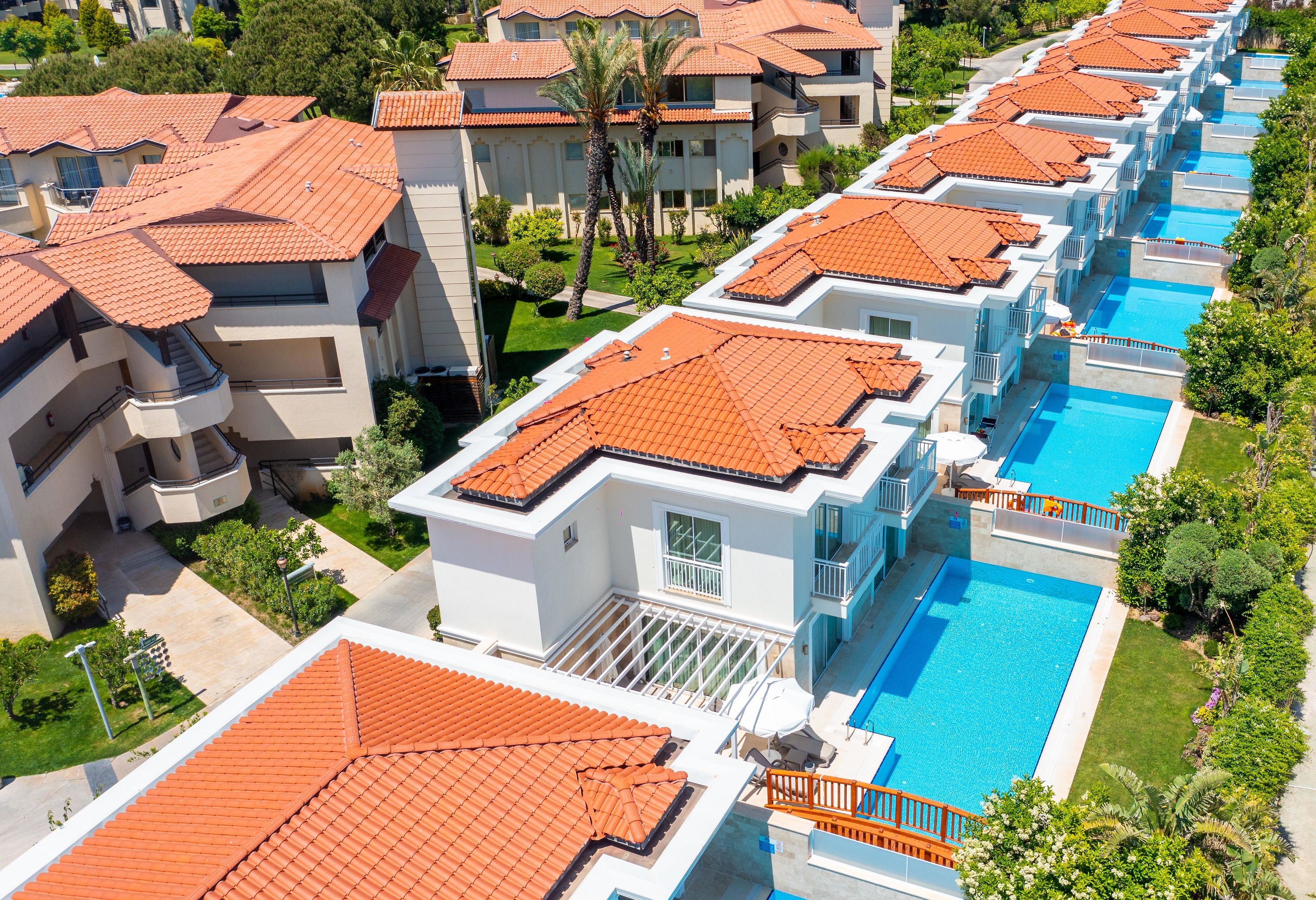 BELLIS DELUXE HOTEL