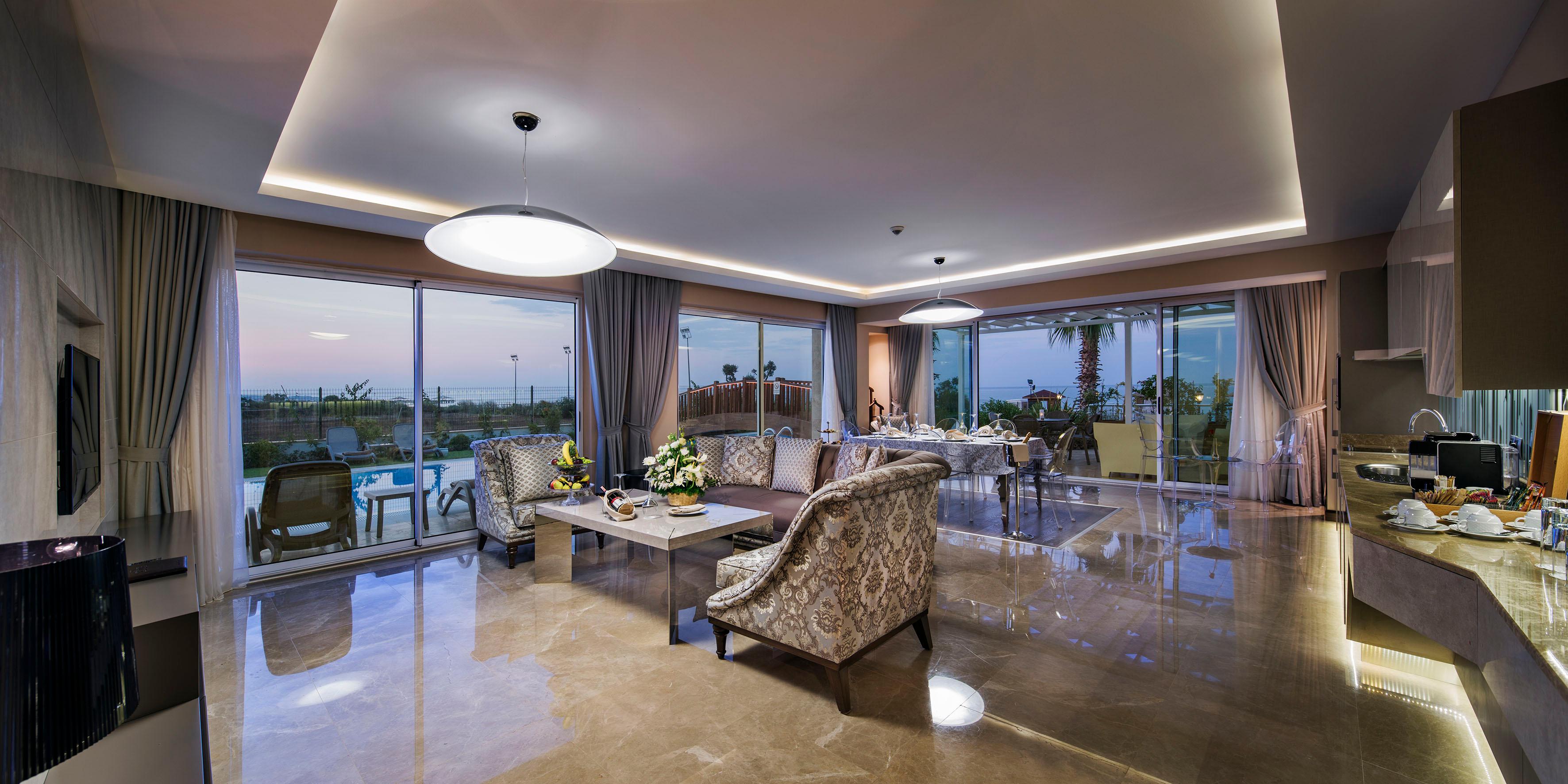 BELLIS DELUXE HOTEL
