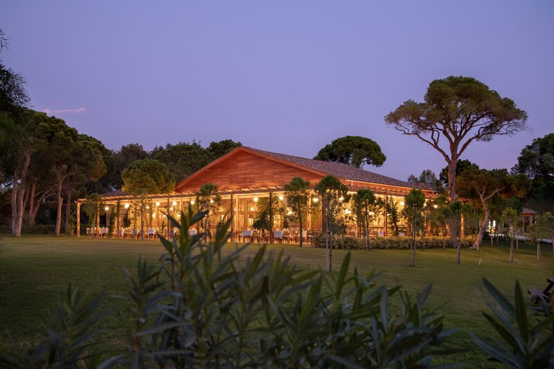 BELLIS DELUXE HOTEL