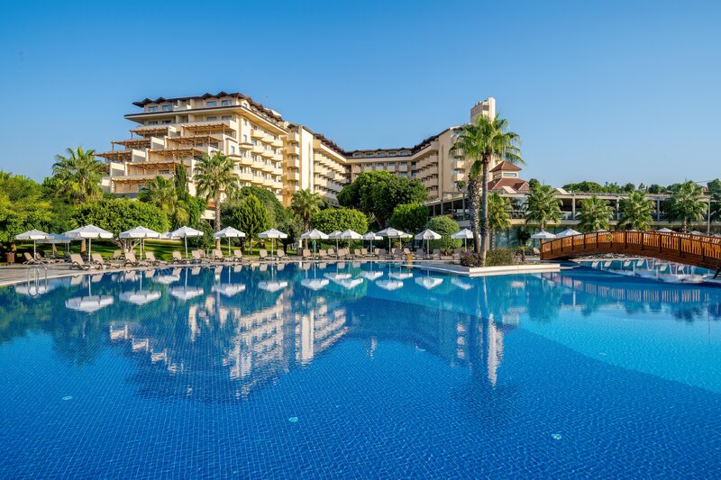 BELLIS DELUXE HOTEL