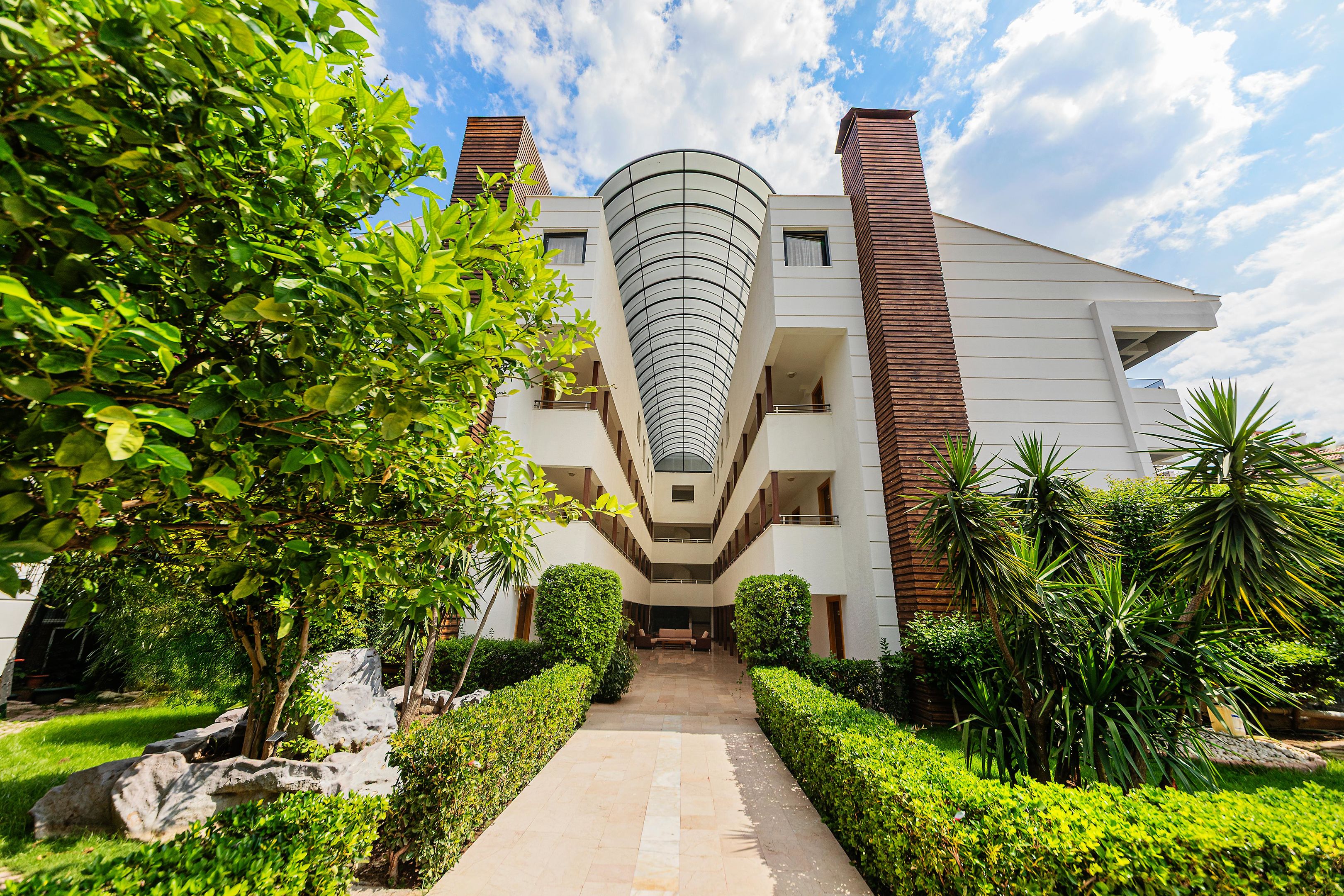 FAME HOTEL