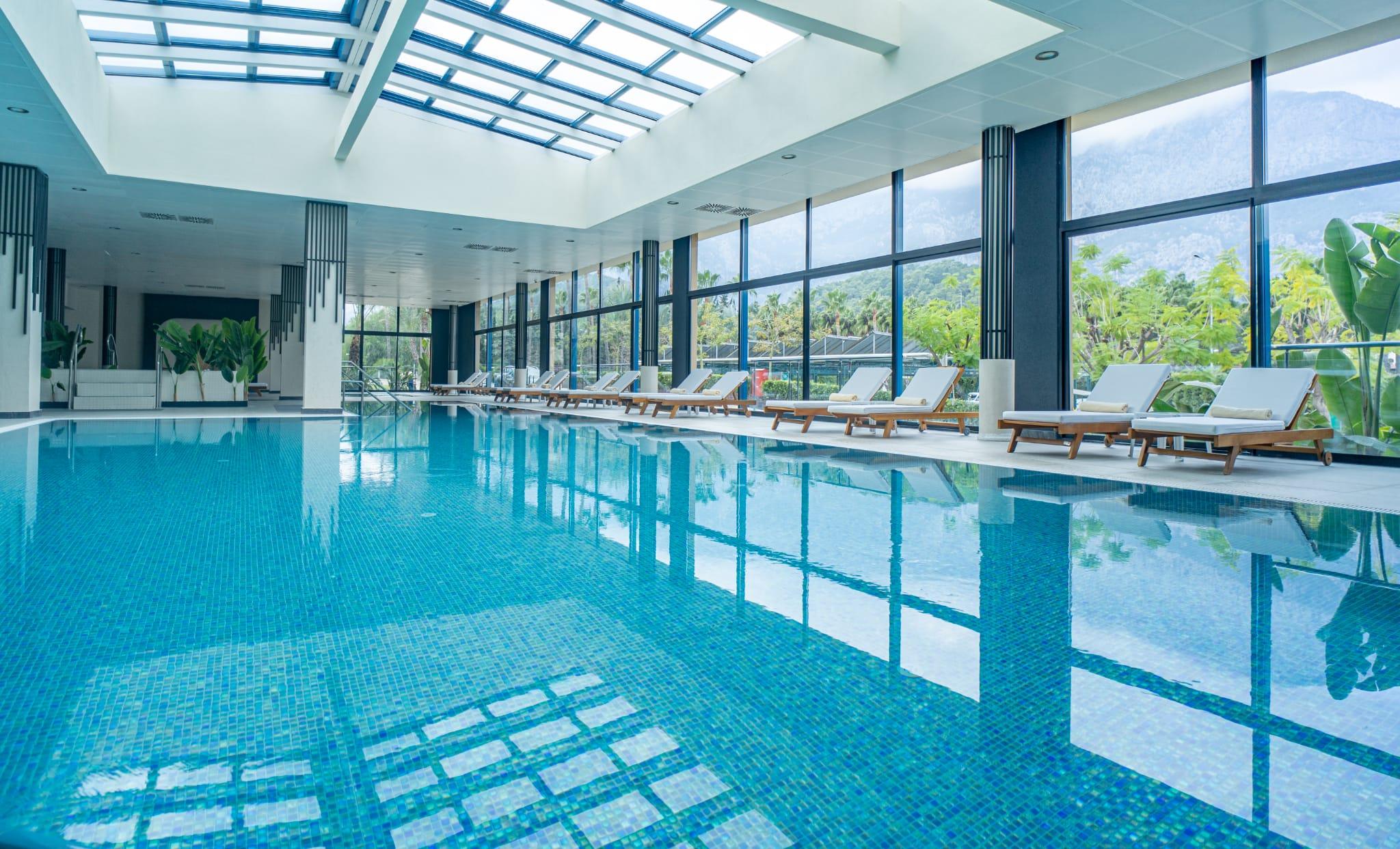 MIRAGE PARK RESORT