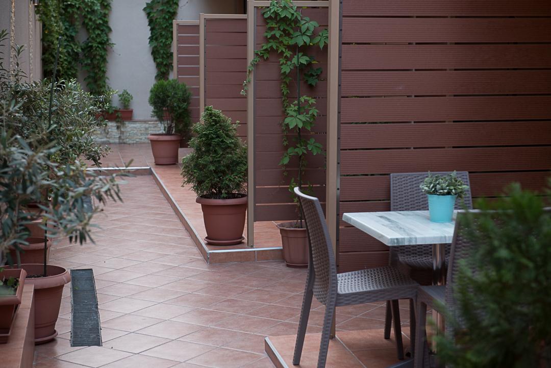 AMMOS BEACH SEASIDE LUXURY SUITES
