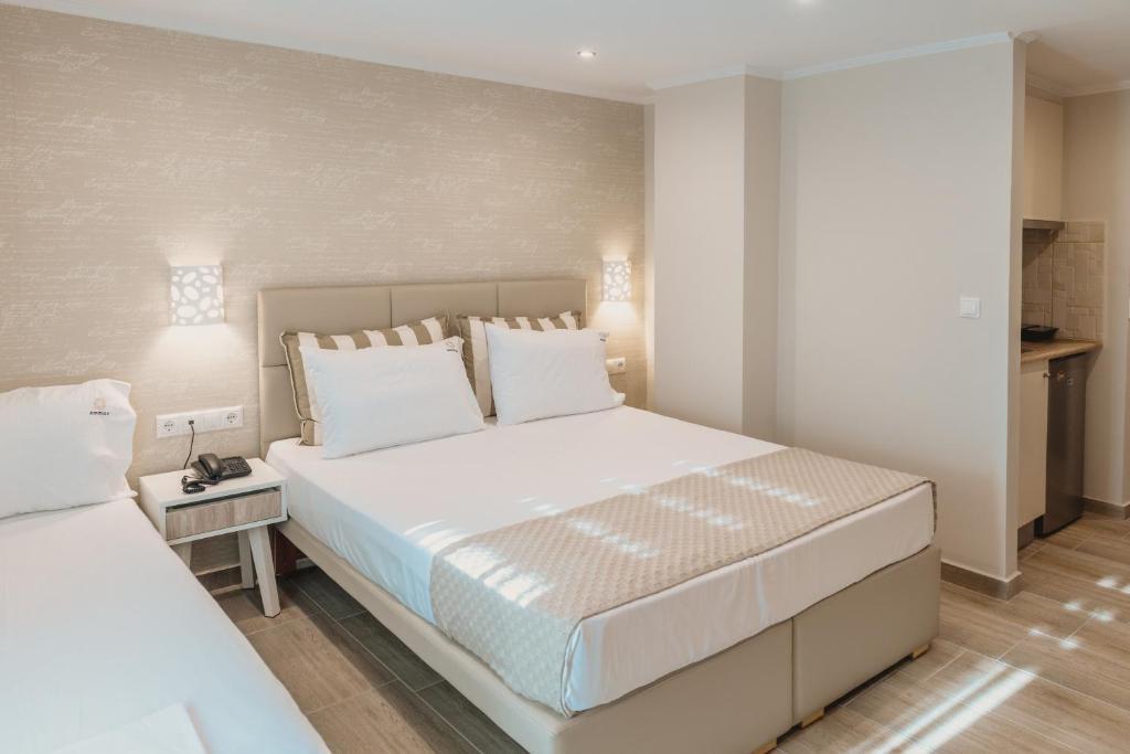AMMOS BEACH SEASIDE LUXURY SUITES