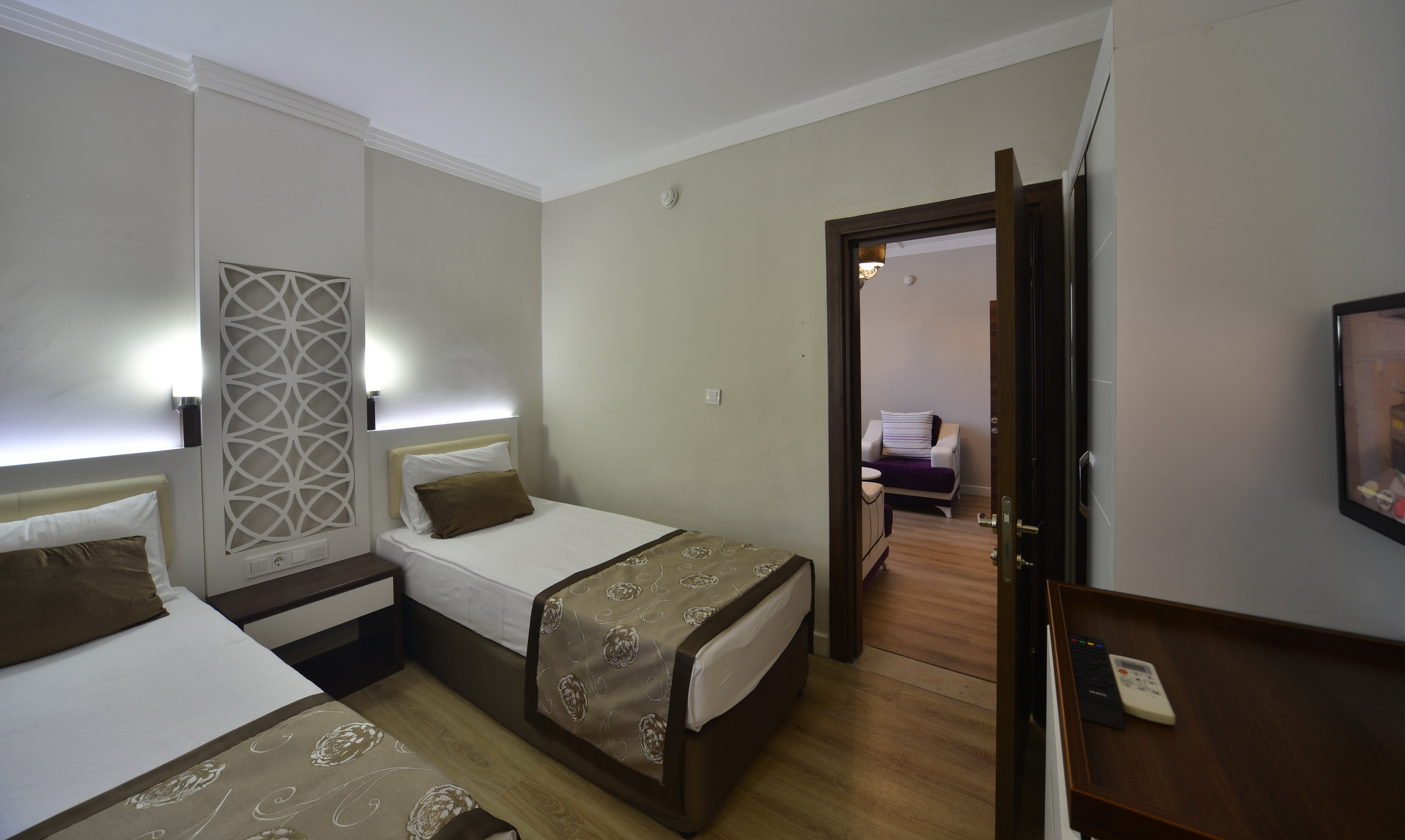 LINDA RESORT HOTEL