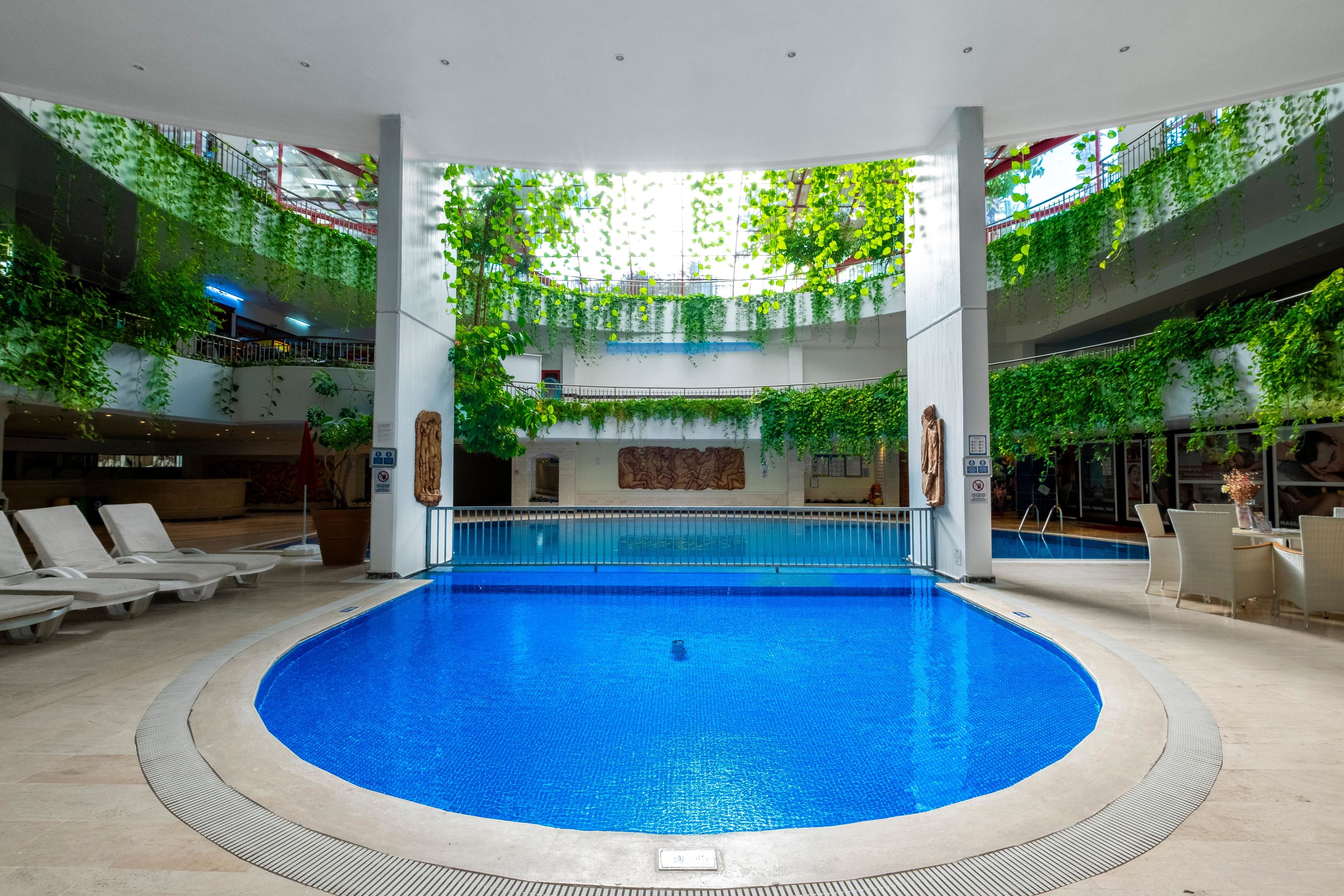 RUBI HOTEL