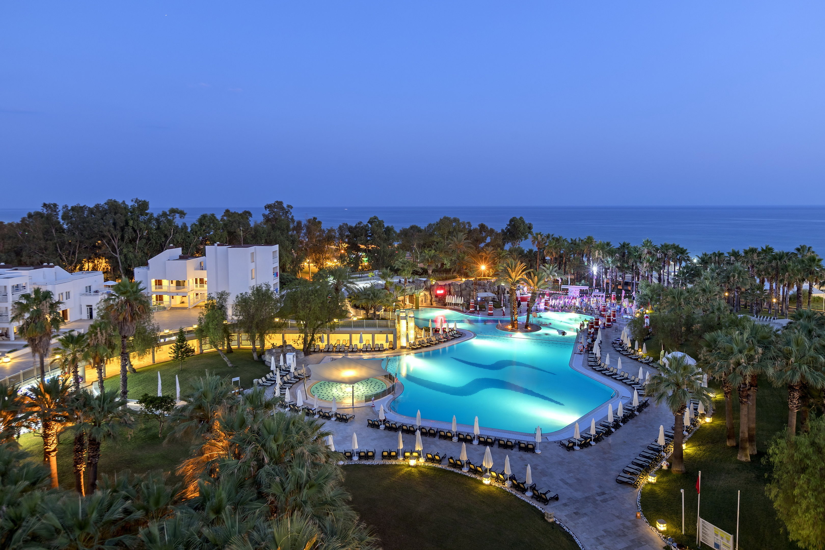MONACHUS FAMILY RESORT SORGUN (Ex. Seven Seas Hotel Blue)