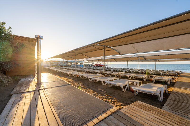 LUNA VISTA HOTEL