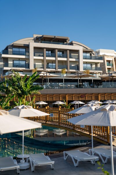 LUNA VISTA HOTEL