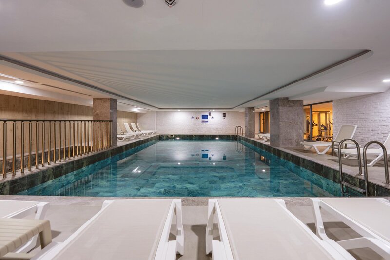 LUNA VISTA HOTEL
