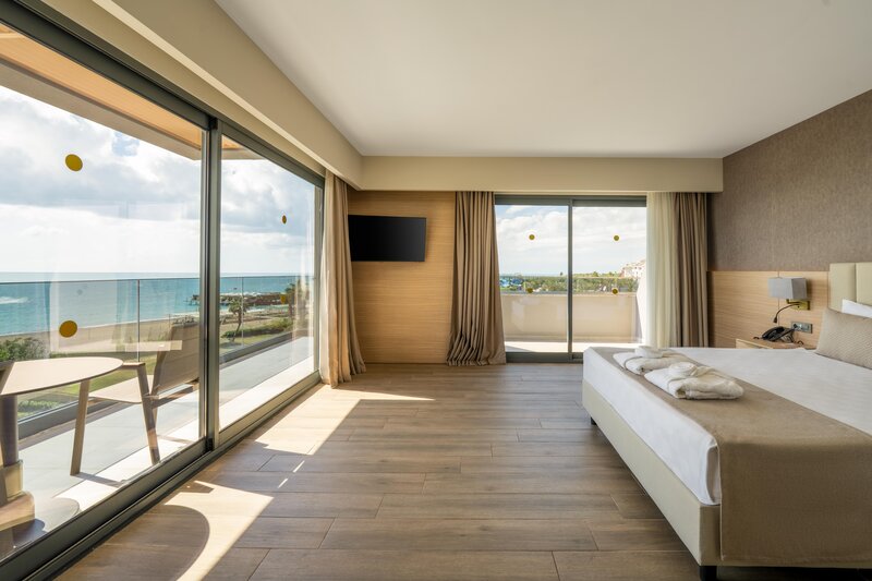 LUNA VISTA HOTEL