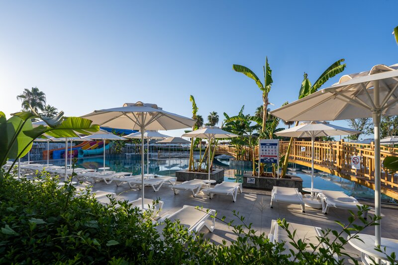 LUNA VISTA HOTEL
