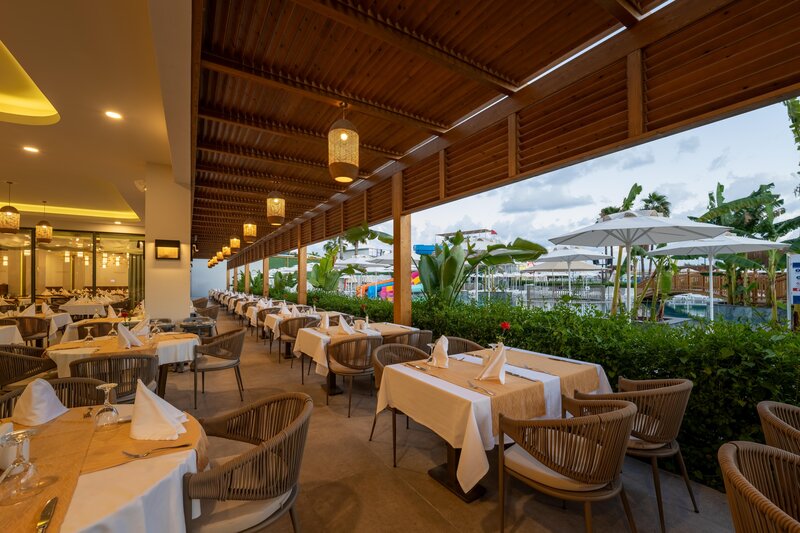 LUNA VISTA HOTEL