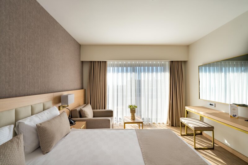 LUNA VISTA HOTEL
